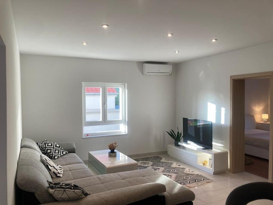 Central City Nest - Sandra&David Zadar Ngoại thất bức ảnh